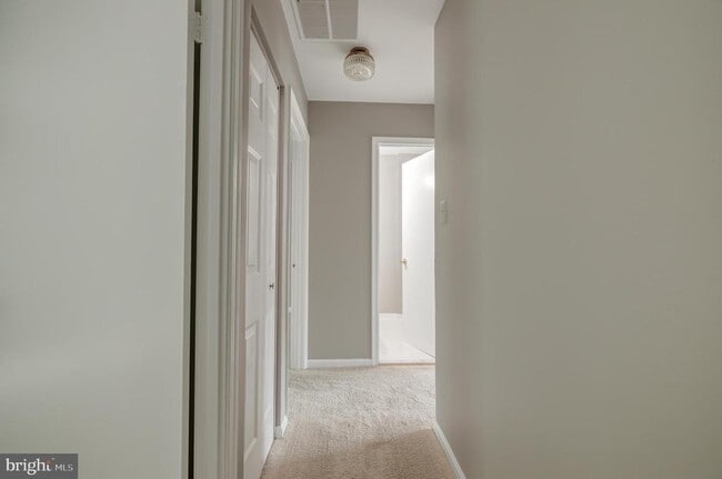 Building Photo - 5607 Castlebury Ct