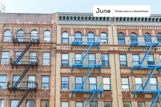 Building Photo - Room in Shared 4 bed/1.5 bath home