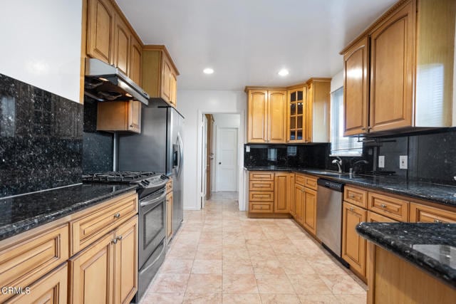 Building Photo - 1455 Avonrea Rd