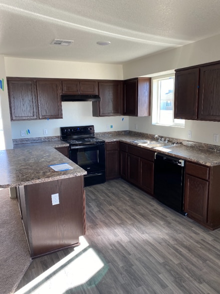 Building Photo - 4496 S Desert Willow Wy