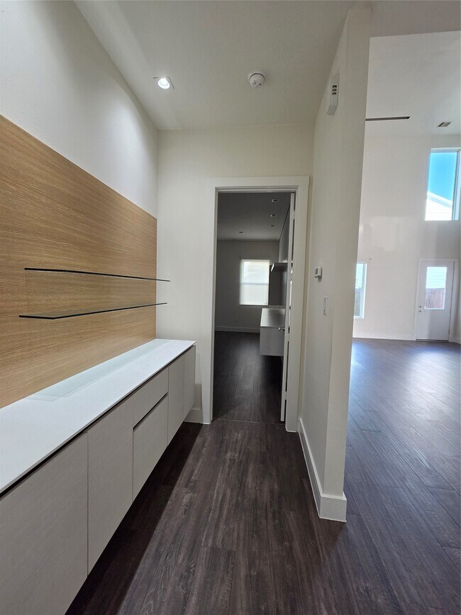 Building Photo - 5403 Tocayo Pl