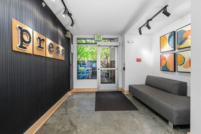 Building Photo - 1bd/1ba Seattle Condo