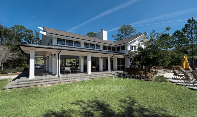 Building Photo - 253 Clarys Run