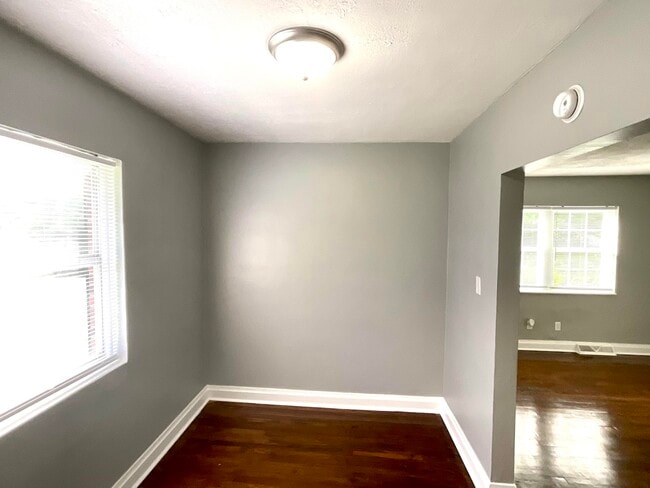 Building Photo - 2717 Margaret Ct