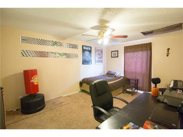 Building Photo - 2401 Leon St