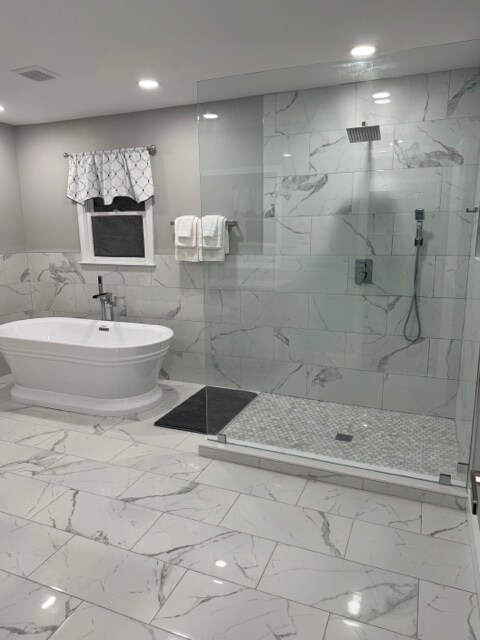 En-suite bathroom - 228 Doane St SW