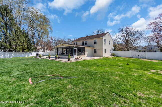 Building Photo - 22 Collingwood Rd