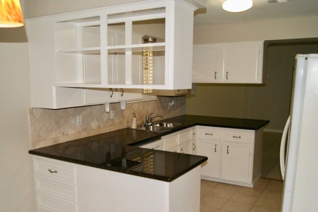 Building Photo - 5522 Dryad Dr