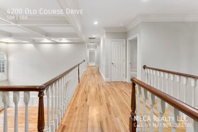 Building Photo - 4200 Old Course Dr