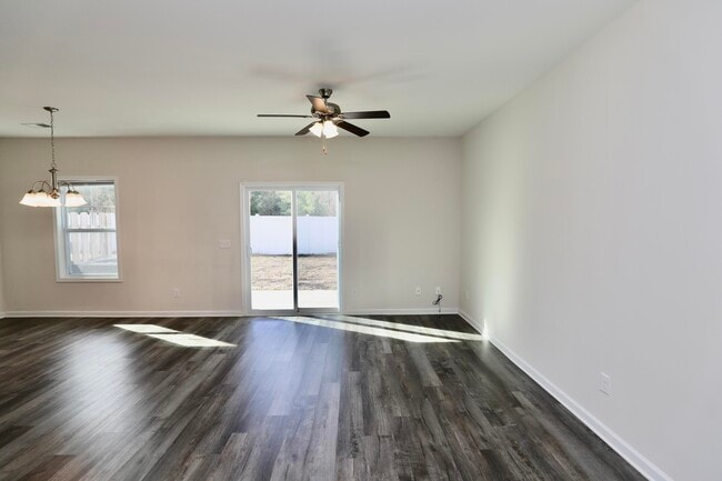 Building Photo - 1854 Gabriel Ln