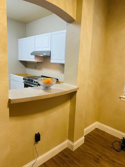 Building Photo - 107 Vista Verdi Cir