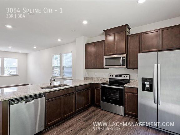 Building Photo - 3064 Spline Cir