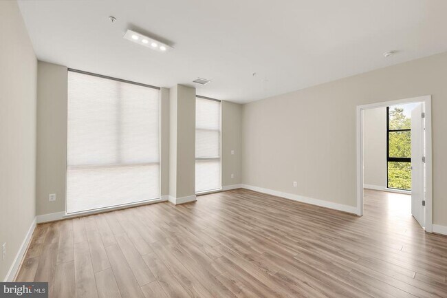 Building Photo - 1628 11th St NW