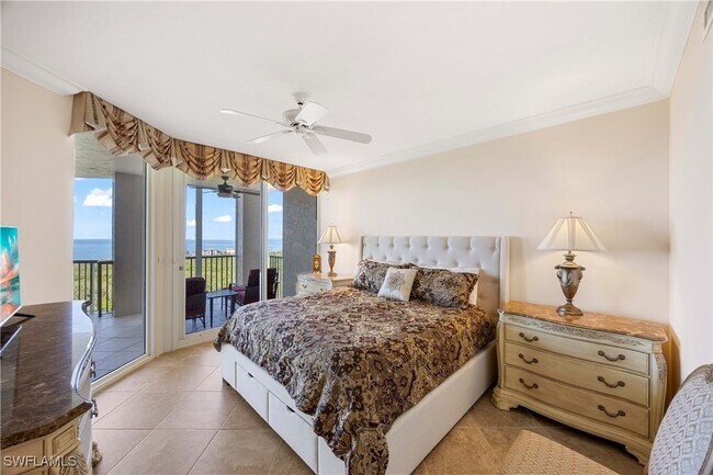 Building Photo - 7117 Pelican Bay Blvd