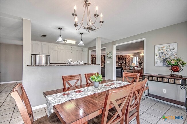 Building Photo - 1667 Primrose Trail