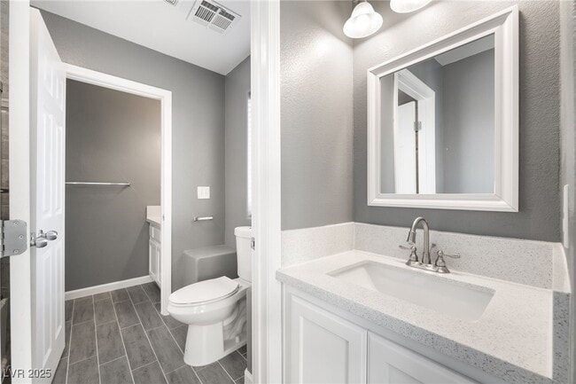 Building Photo - 11981 Fairfax Ridge St