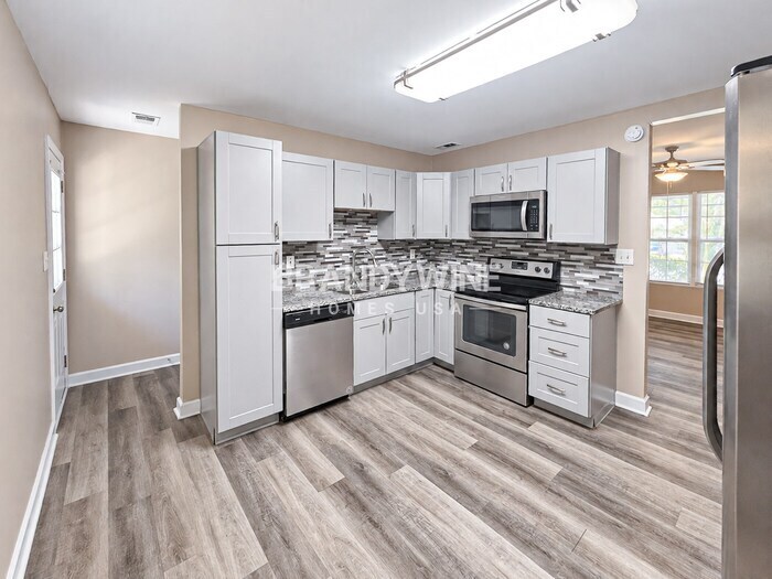 Building Photo - 8104 Attleboro Dr