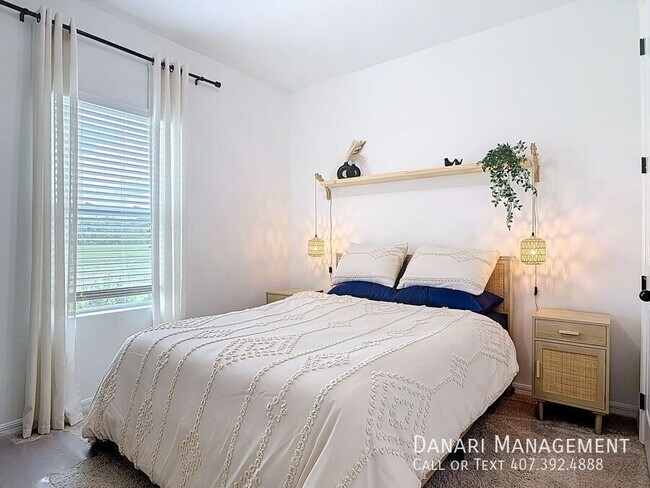 Building Photo - 1348 Sterling Pointe Dr