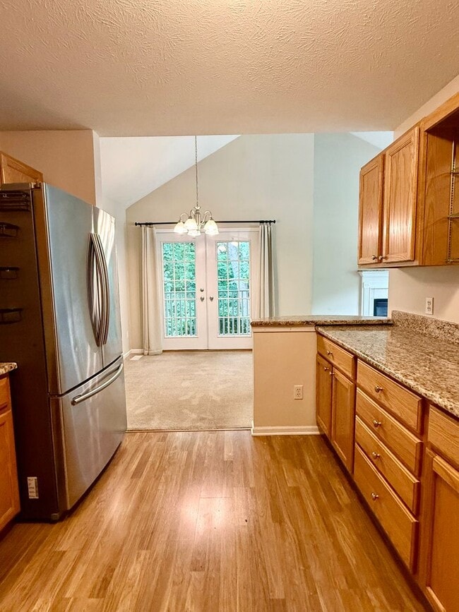 Building Photo - Three Bedroom Condo in Kalamazoo