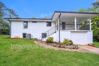 Building Photo - 3543 Bouldercrest Rd