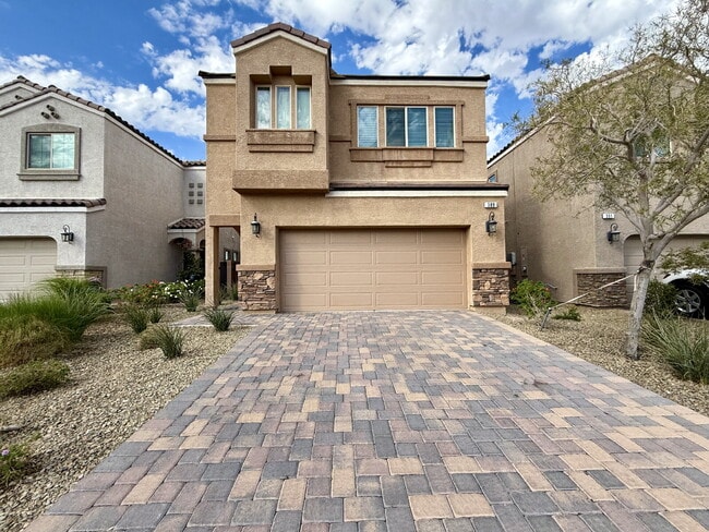 Building Photo - 4 BED, 2.5 BATH, 2 CAR-GARAGE, TWO-STORY, SINGLE FAMILY HOME FOR