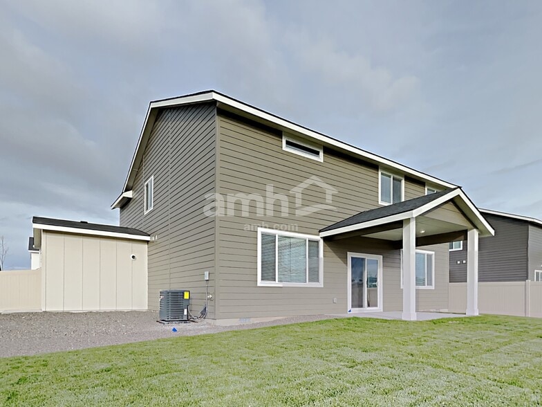 Building Photo - 9415 W Chino St