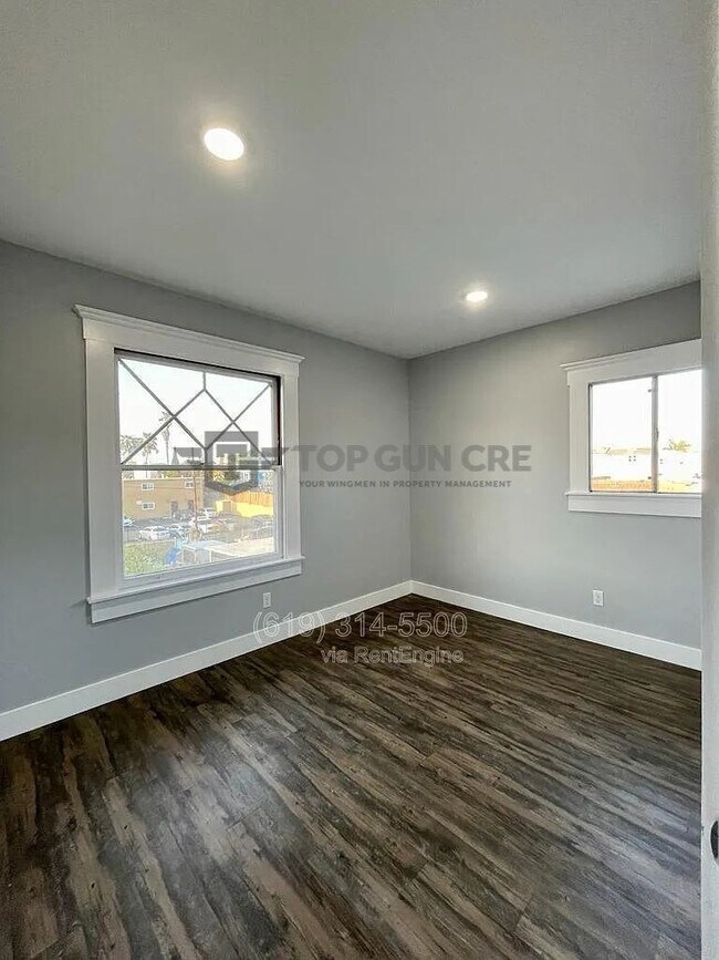 Building Photo - 643 S 31st St