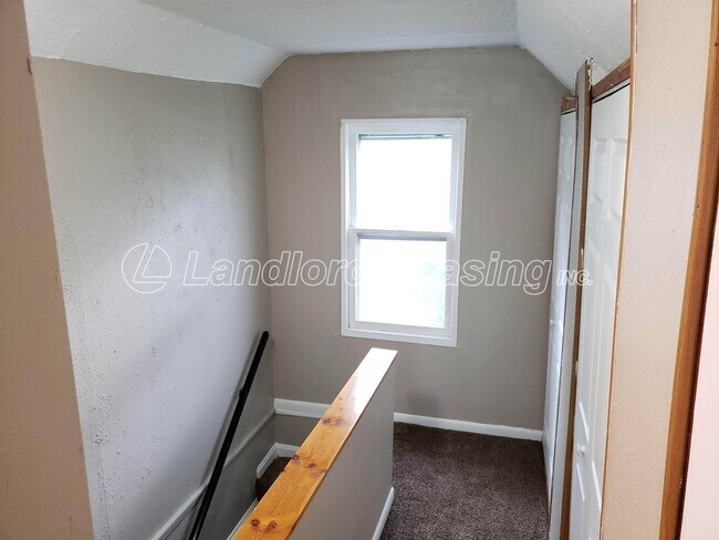 Building Photo - $599 Security Deposit Special!