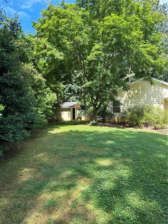 Building Photo - 2705 Shadow Pine Dr