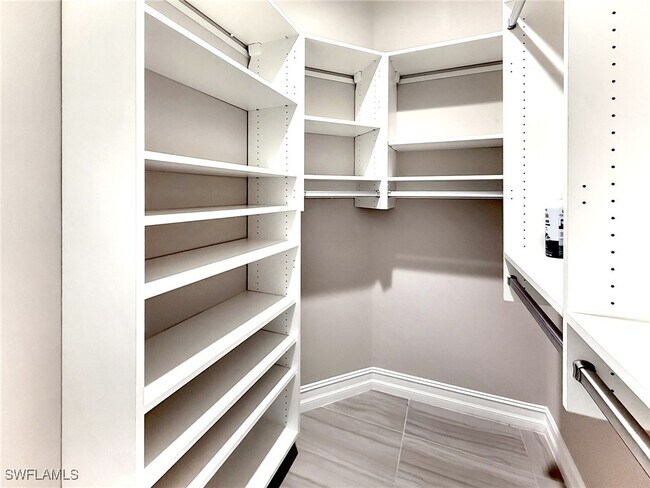 Building Photo - 7324 Rockefeller Dr