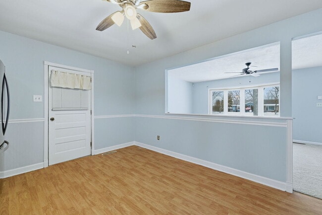 Building Photo - 19728 Glennell Ave