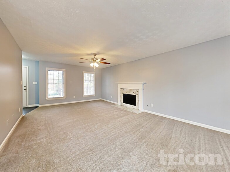 Building Photo - 313 Willow Bend Dr