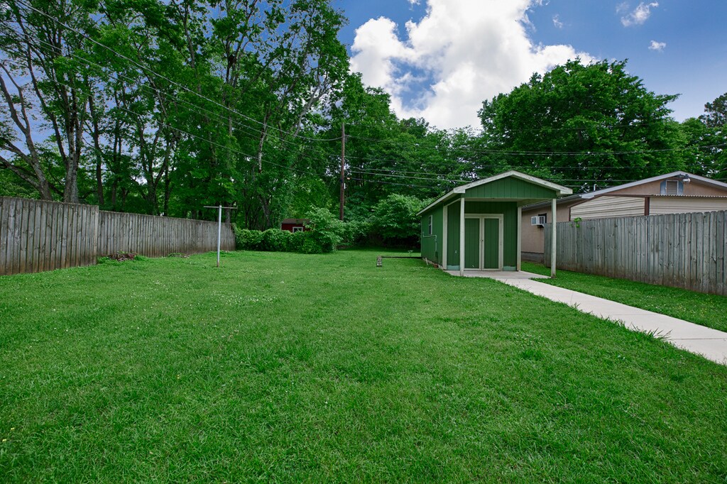 Building Photo - 3912 Hillcrest Ct SW