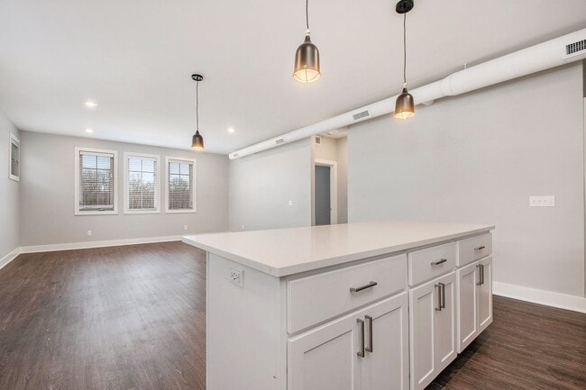 Building Photo - Three Bedroom | Two Bath in Ada, MI