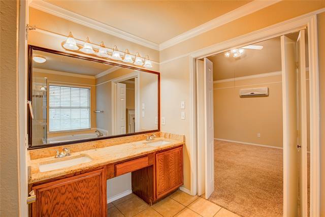 Building Photo - 535 Raintree Cir