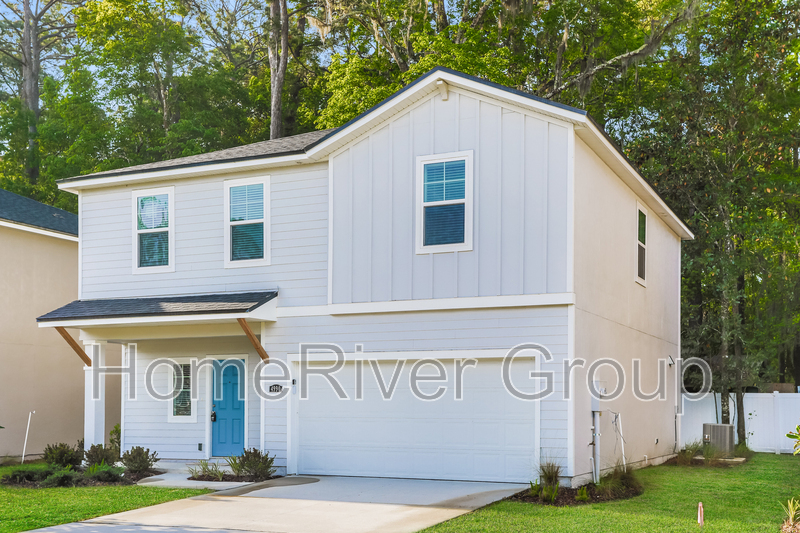 Building Photo - 4990 Bramante Dr