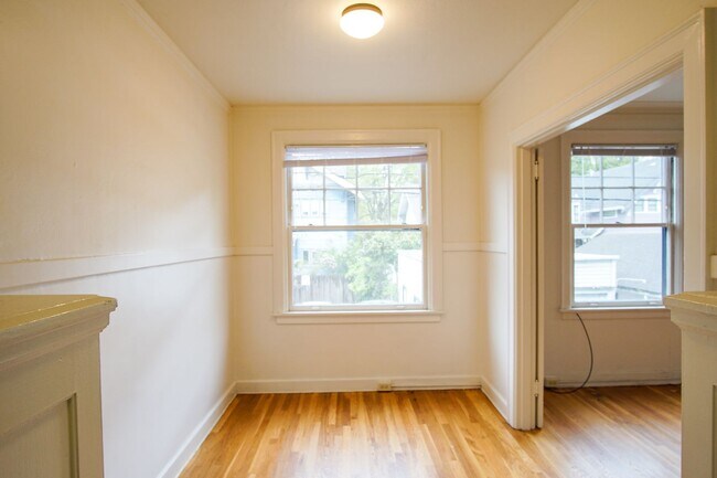Building Photo - Ladd's Addition: Sunny Studio with Hardwoods + Lovely Architectural Appeal!