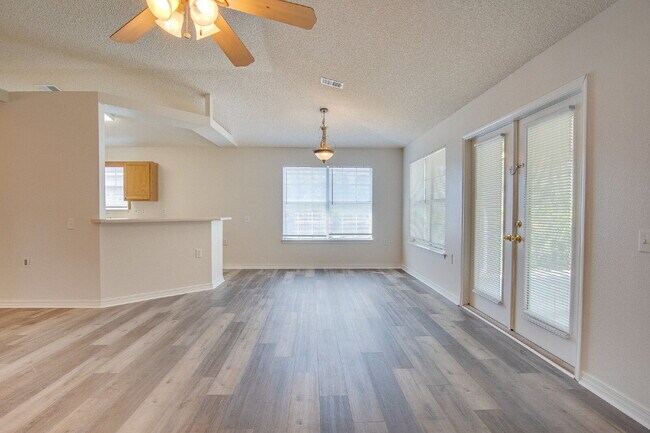 Building Photo - Lakefront Living in Gulf Breeze – Spacious...