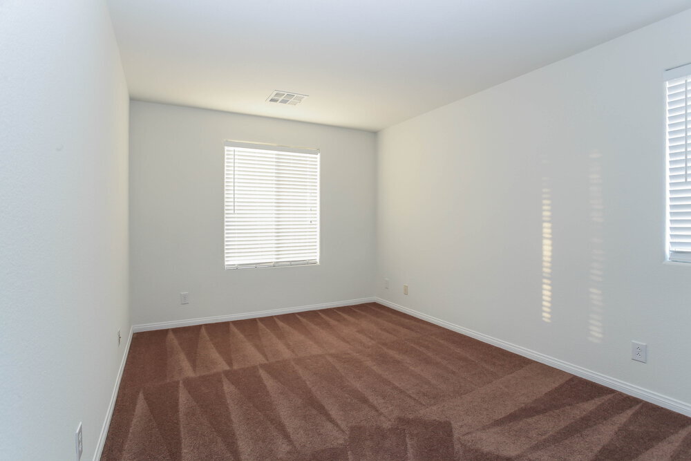 Building Photo - 7924 N Kelburn Hill St