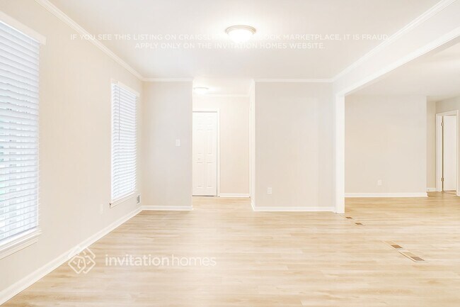Building Photo - 3610 Warbler Dr