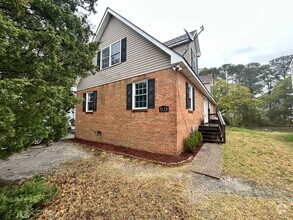 Building Photo - Located in the heart of Ocean View! "ASK A...
