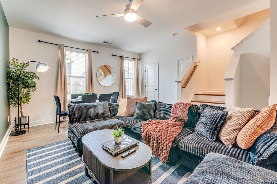 Building Photo - 4122 Bunker Dr