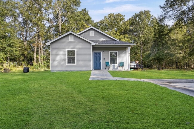 Building Photo - 47 County Rd