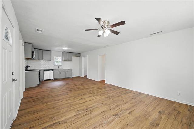 Building Photo - 210 N 5th Ave