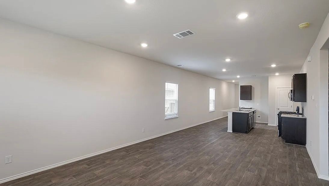 Building Photo - 4843 Vogesite