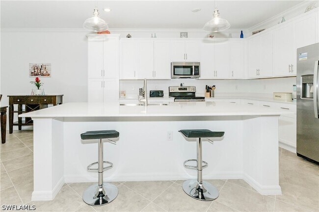 Building Photo - 6034 National Blvd