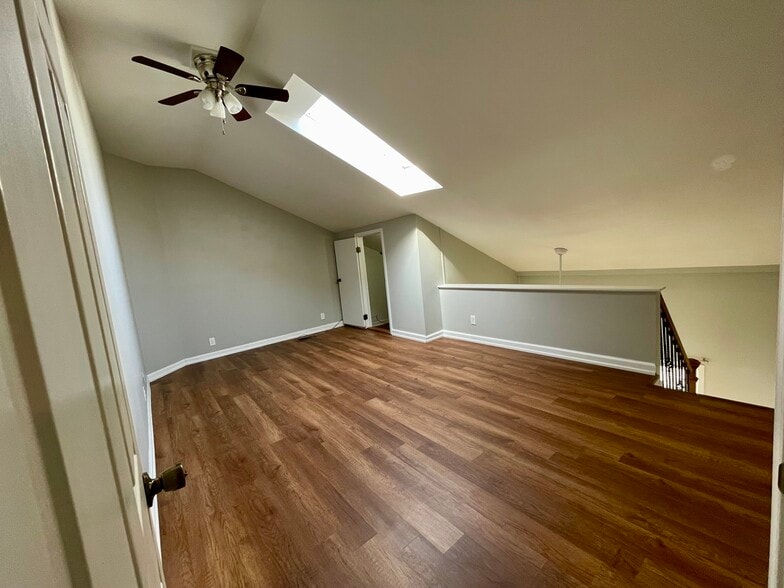 Upstairs living room, loft area - 1072 Piedmont Ave NE