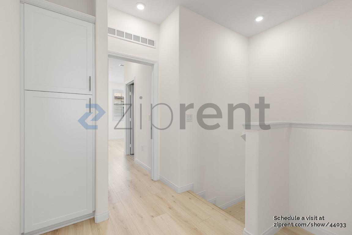 Building Photo - 1614 Fig Tree Wy