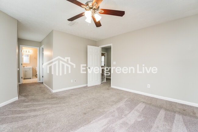 Building Photo - 5552 La Fleur Trail