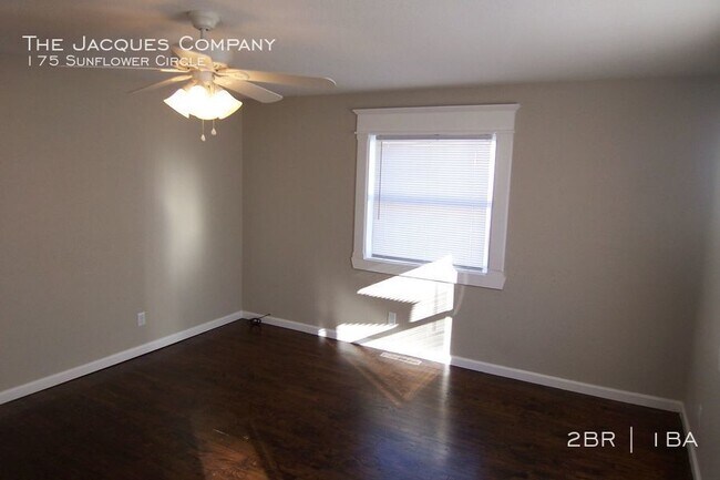 Building Photo - 175 Sunflower Cir